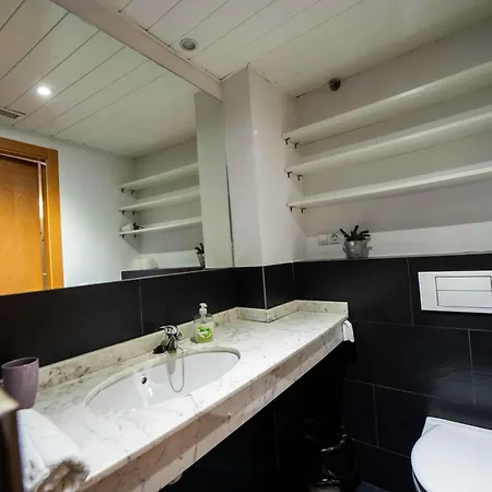 Mequedo Caldereros 25 *